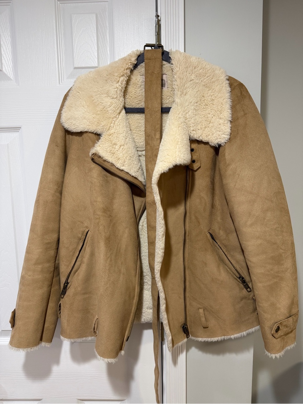 Forever 21 Womens Tan Shearling Puffer Jacket with Cream Lining